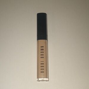 Bobbi Brown
